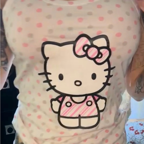 Hello Kitty Tank top - Picture 2 of 4